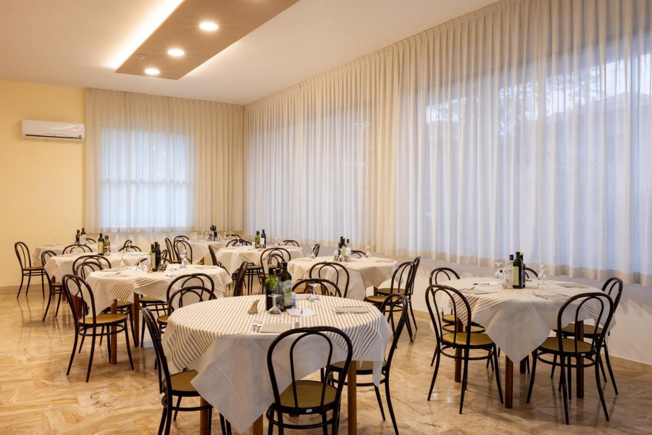 Hotel Giordo Rimini Exterior photo